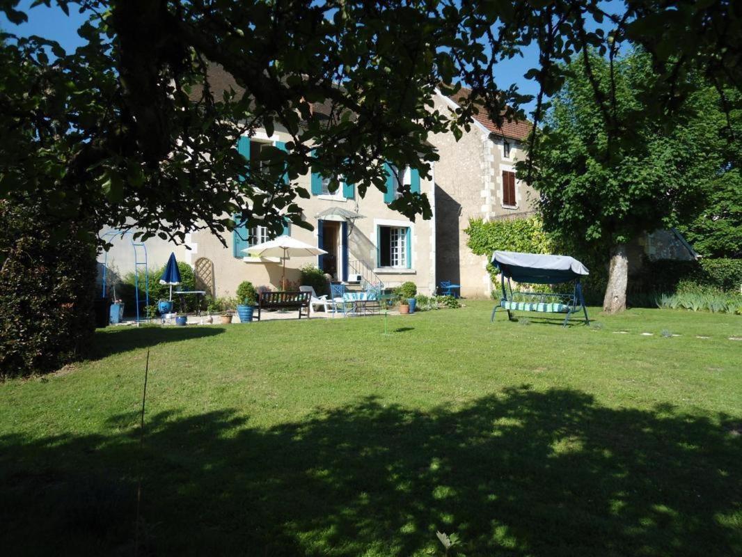 La Maison Bleue Arquian Buitenkant foto