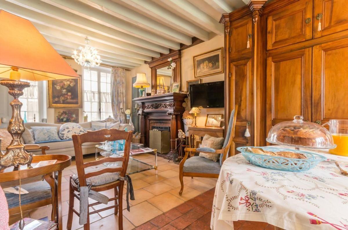 La Maison Bleue Arquian Buitenkant foto